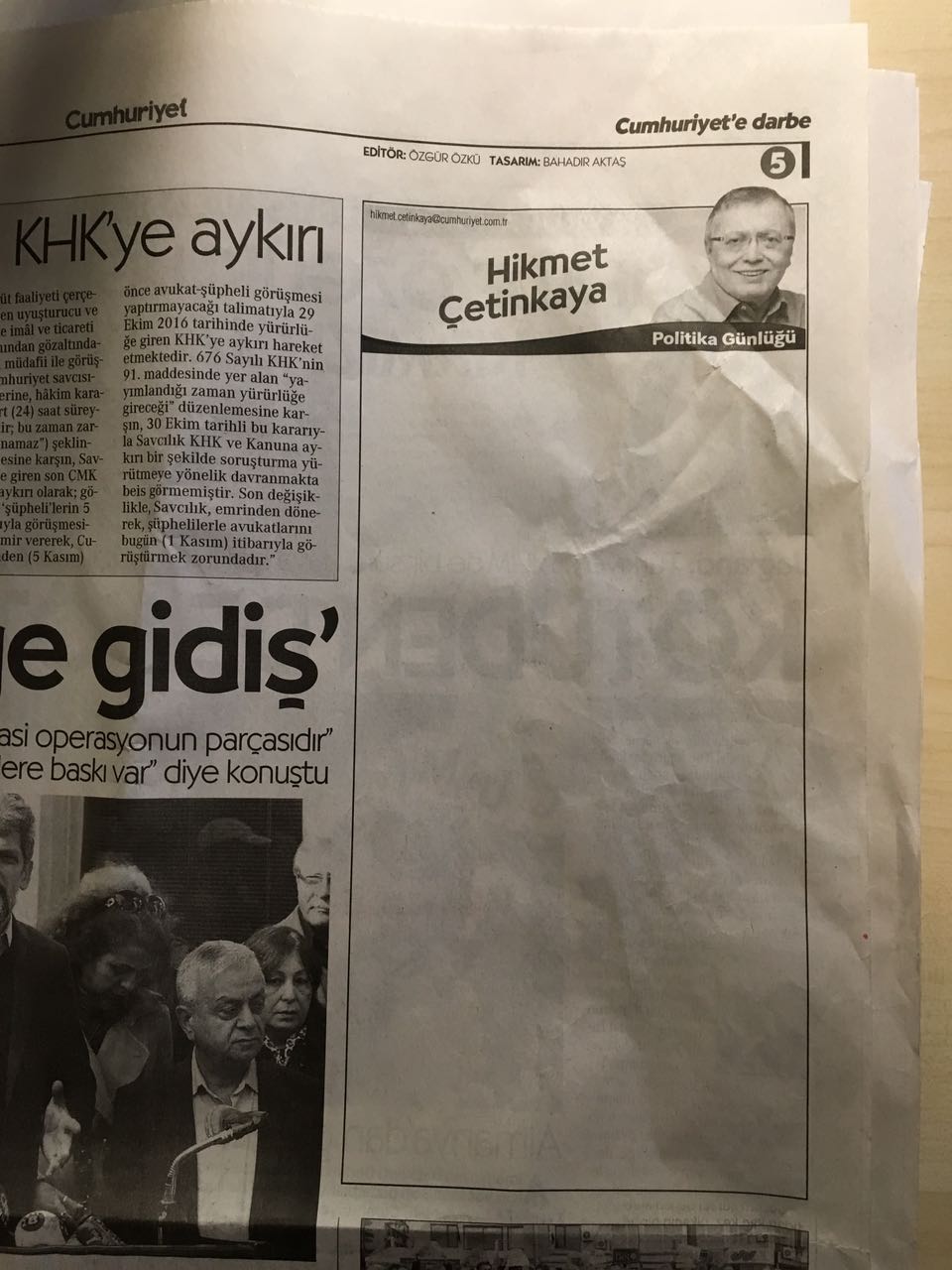 Cumhuriyet journalists' columns left empty after their arrest